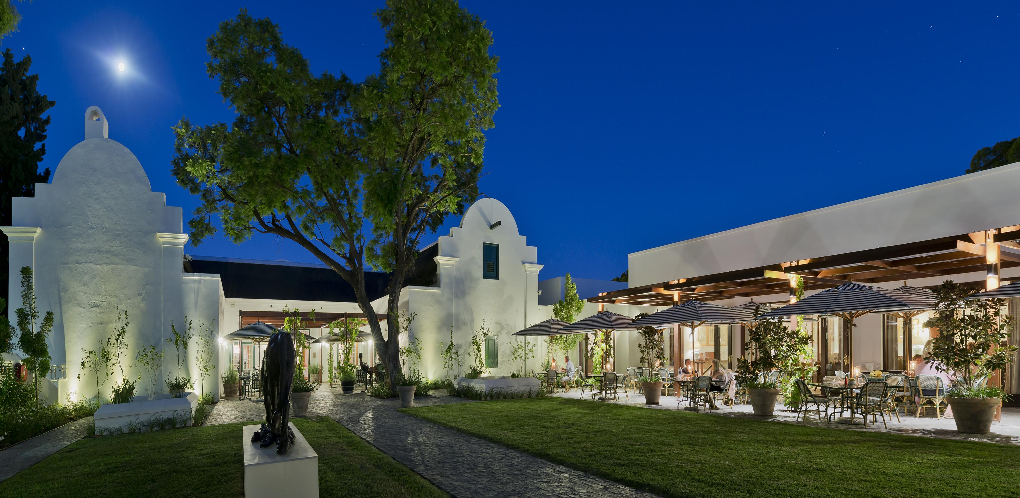 โรงแรมดรอสท์ดี กราฟฟ์-เรเน็ต ภายนอก รูปภาพ The Manor House